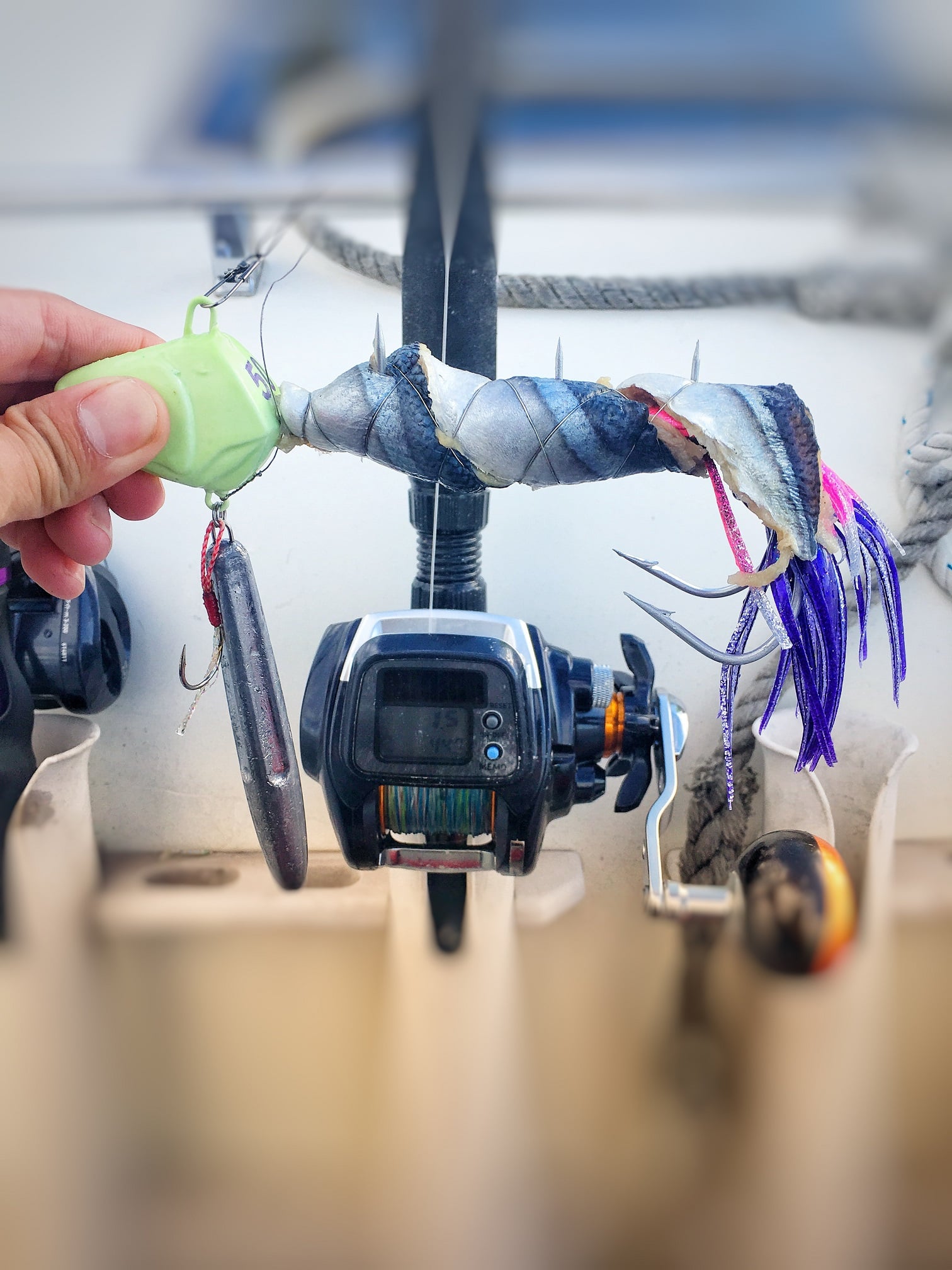 サーベルマスタードラゴンとタチウオテンヤ釣り 蒲刈沖 広島県呉市 海燕 カイエンの釣り旅 サーベルマスタードラゴンとタチウオテンヤ釣り 蒲刈沖 広島県呉市 海燕 カイエンの釣り旅