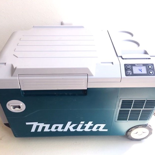 マキタのポータブル冷蔵庫】CW001GZ充電式保冷温庫は40Vmaxバッテリーに対応 | 海燕 カイエンの釣り旅
